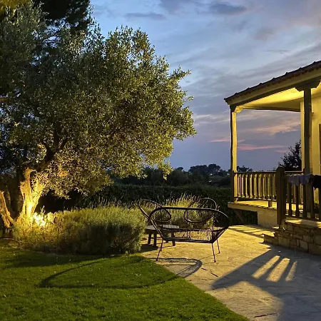Villa Sea View In Olive Garden *