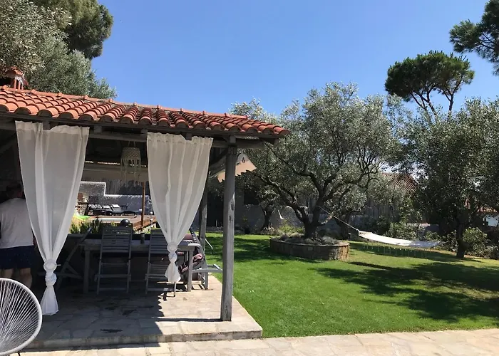 فيلة Sea View In Olive Garden Nea Kallikrateia