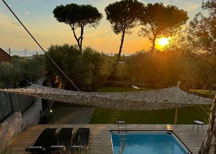 فيلة Sea View In Olive Garden Nea Kallikrateia